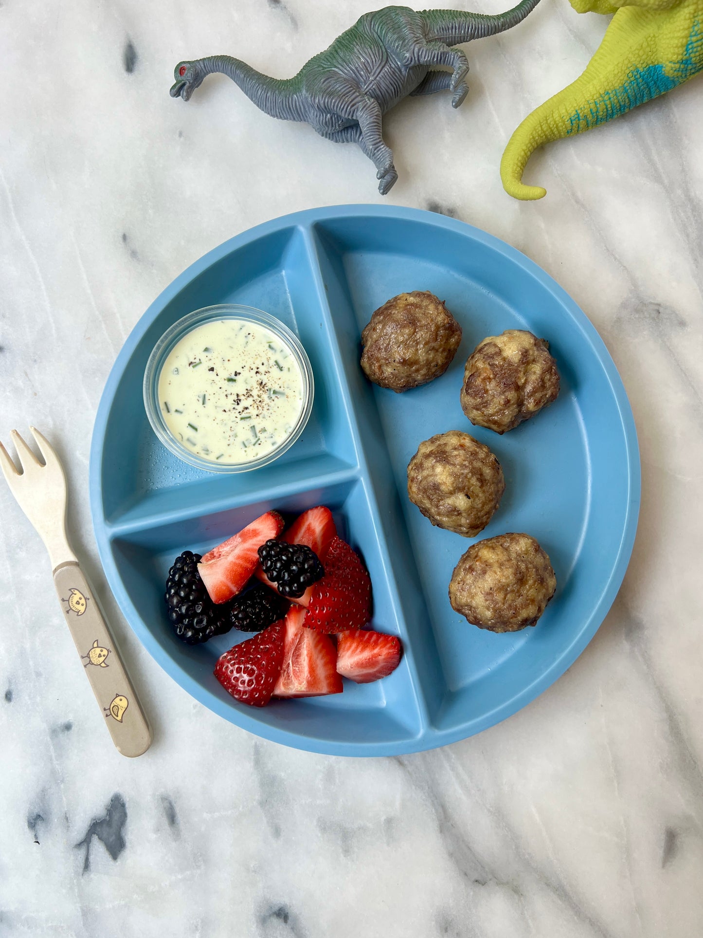 Chicken Meatballs w. Yogurt Ranch Sauce - Kid Friendly! *