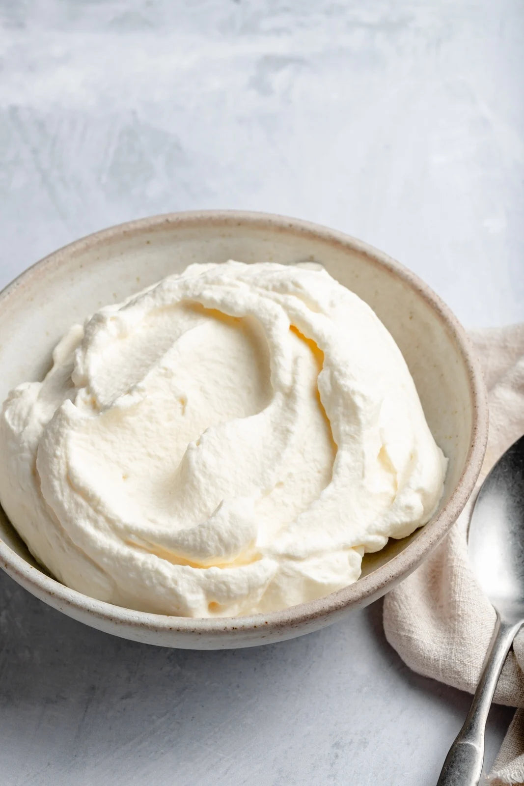 Mascarpone Vanilla Whipped Cream / pint (16 ounces)