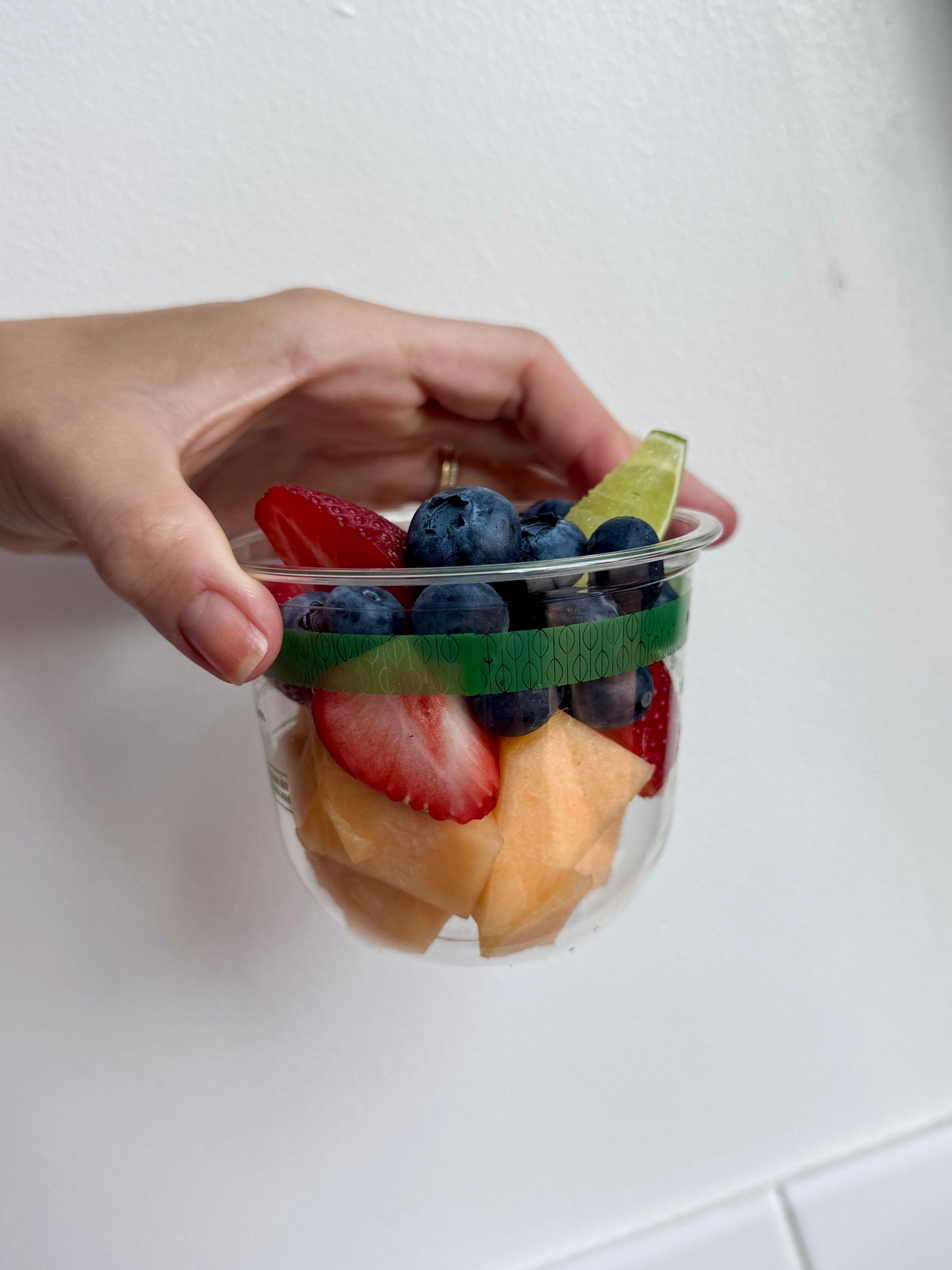 Fruit Cup / Pool & Beach